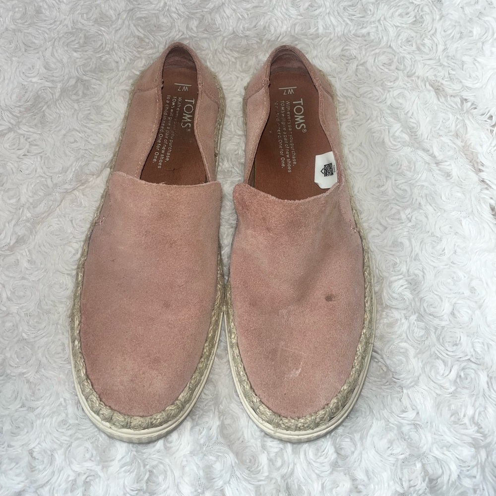 Pink Toms - Picture 3 of 4